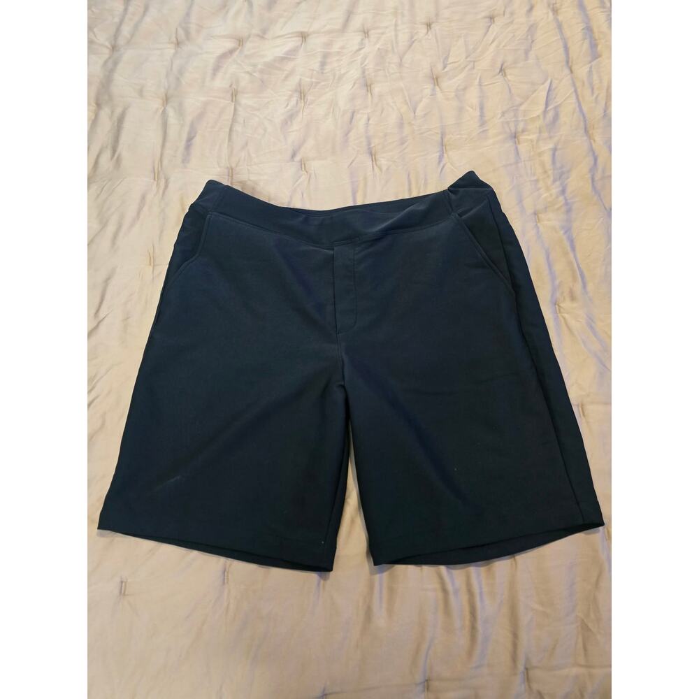 Tommy Bahama Everyday Active XL Black Pull On Chino Shorts Pineapple Logo